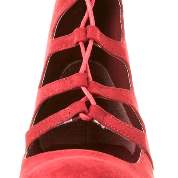 C Label Lace up Booties - Picture 4 of 7